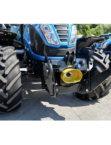 Front PTO drives and front lifting hydraulics